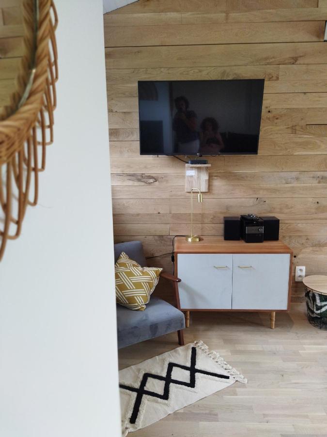 Le Clos Des 3 - Vacances Avec Vue En Ardennes A 5 Kilometres De La Roche - Maison De 90 M2 Avec Chambres - Avec Magnifique Jardin Rendeux Exteriér fotografie